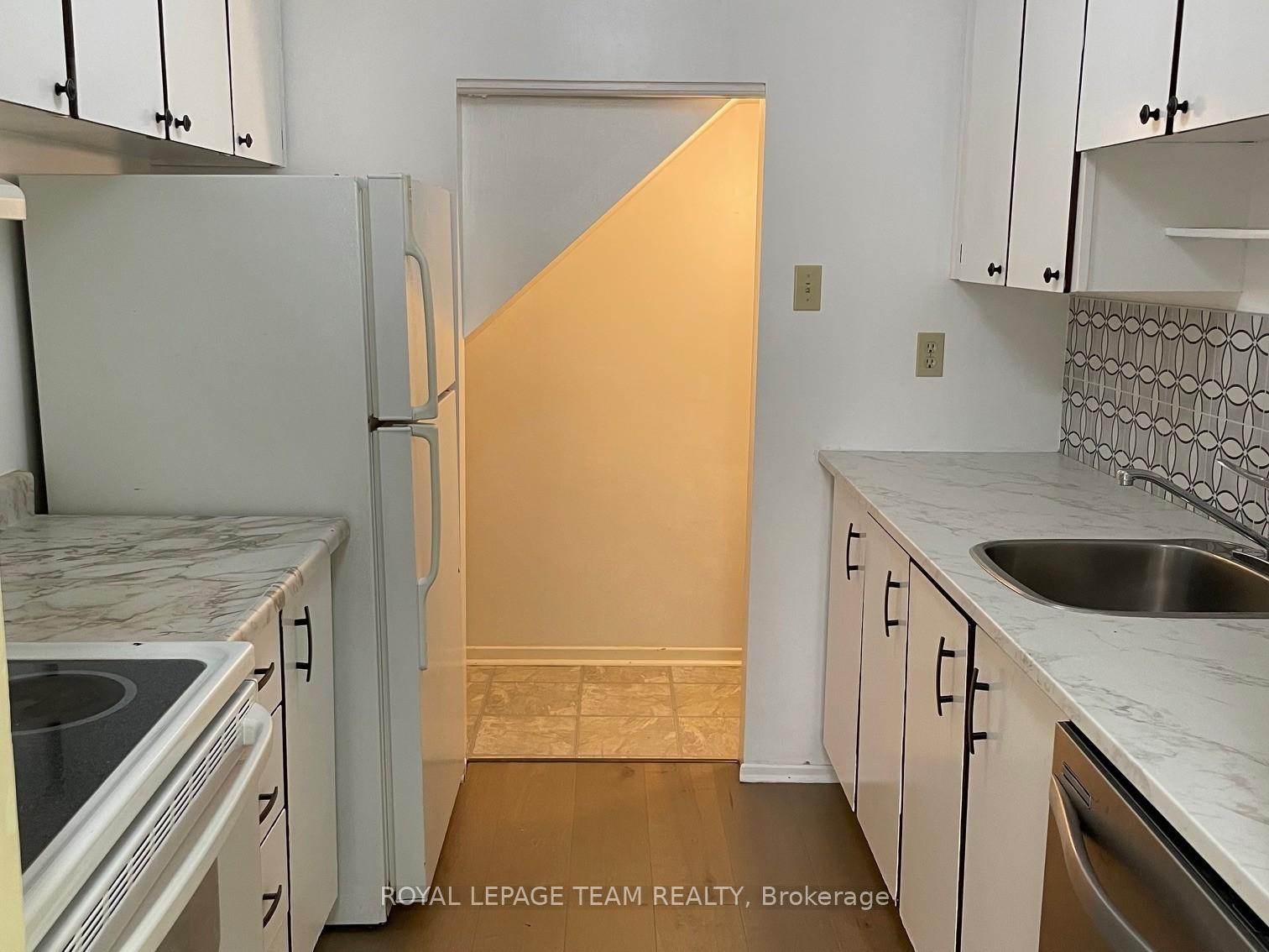 Photo 6 of Unit A, 41 Forester Crescent, Ottawa, Westcliffe Estates — HOMEH