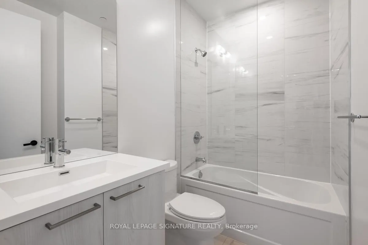 Photo 6 of Unit 3201, 195 Commerce Street, Vaughan, Vaughan Corporate Centre — HOMEH