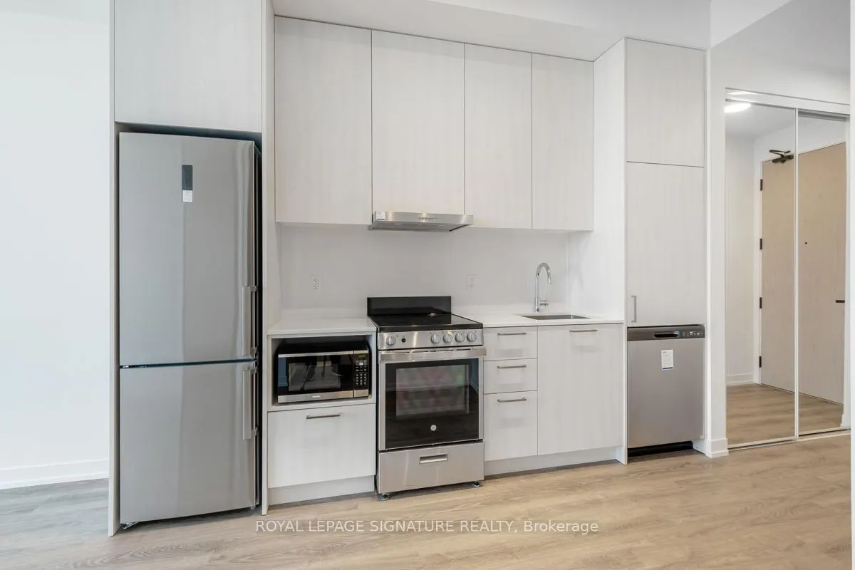 Photo 13 of Unit 3201, 195 Commerce Street, Vaughan, Vaughan Corporate Centre — HOMEH