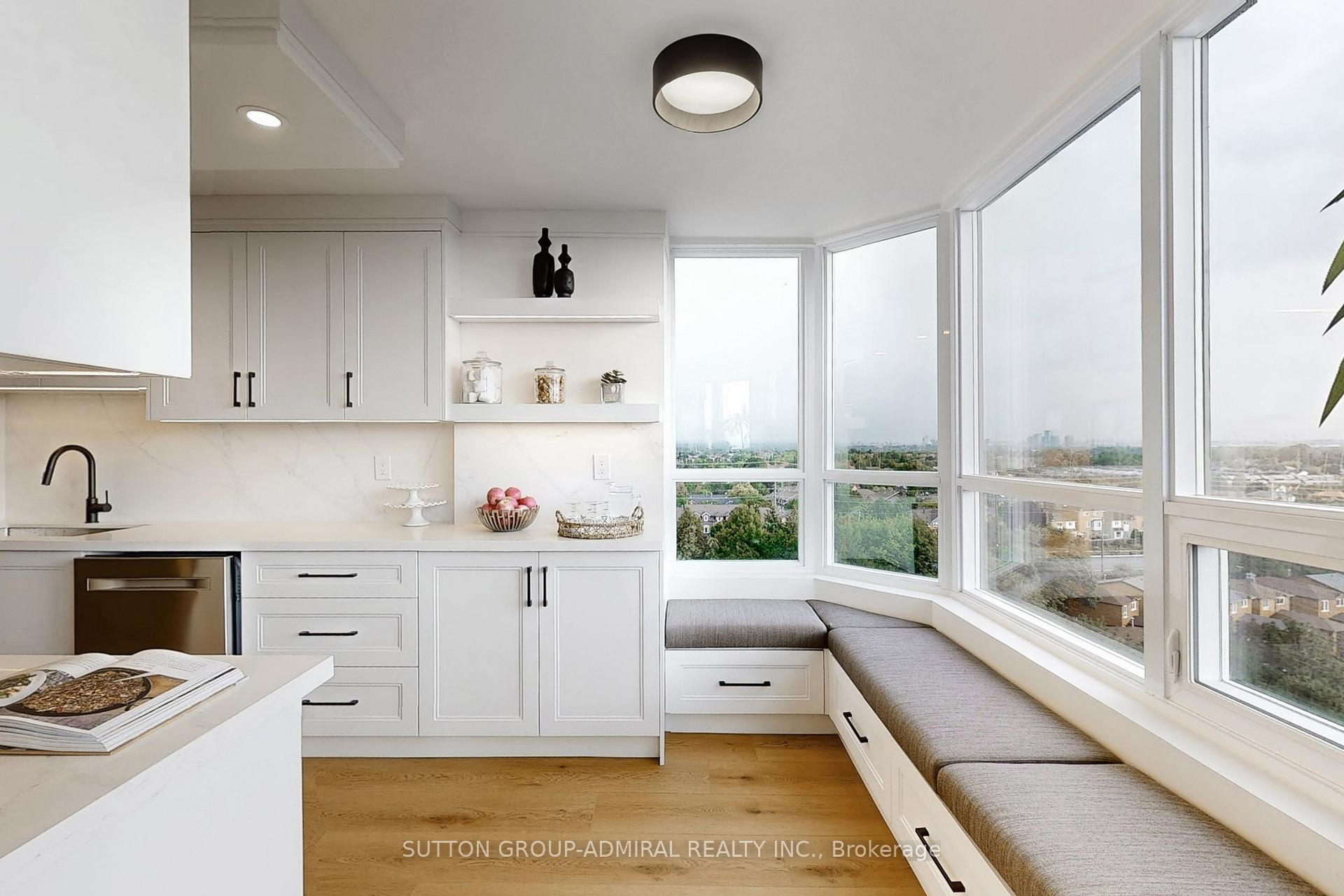 Photo 2 of Unit 901, 7601 Bathurst Street, Vaughan, Crestwood-Springfarm-Yorkhill — HOMEH