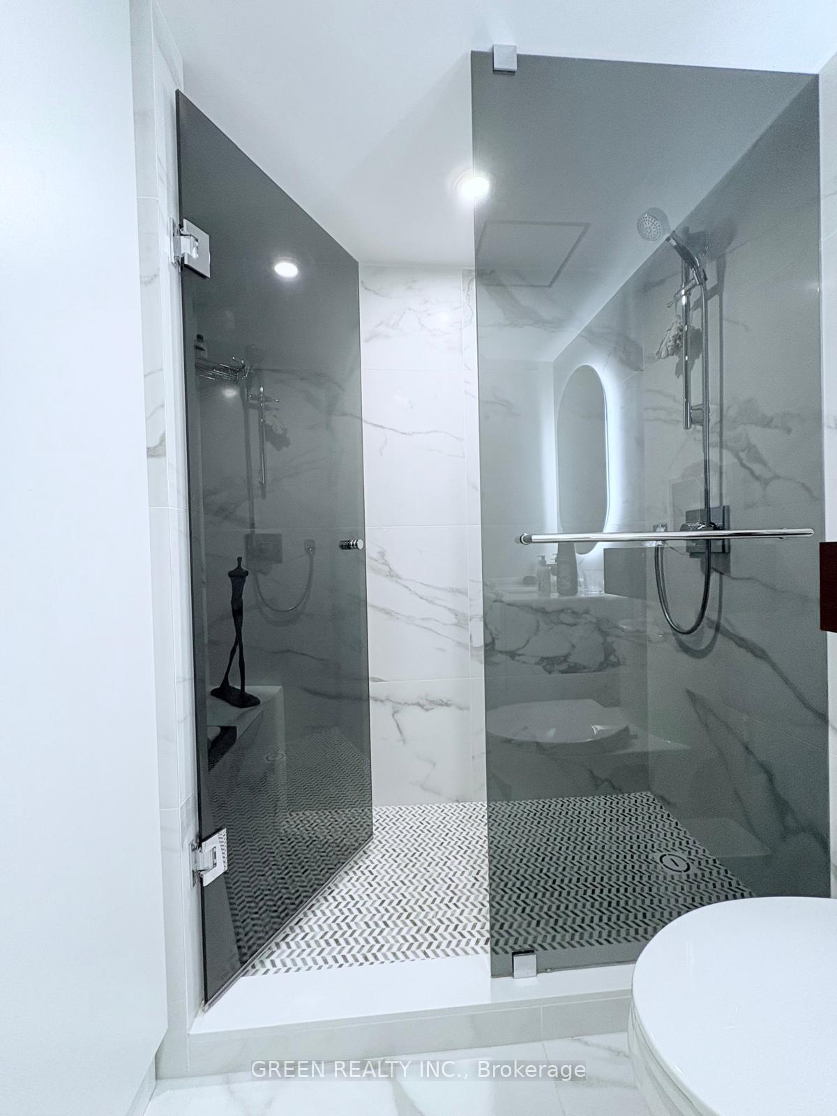 Photo 12 of Unit 502, 70 Montclair Avenue, Toronto, Forest Hill South — HOMEH