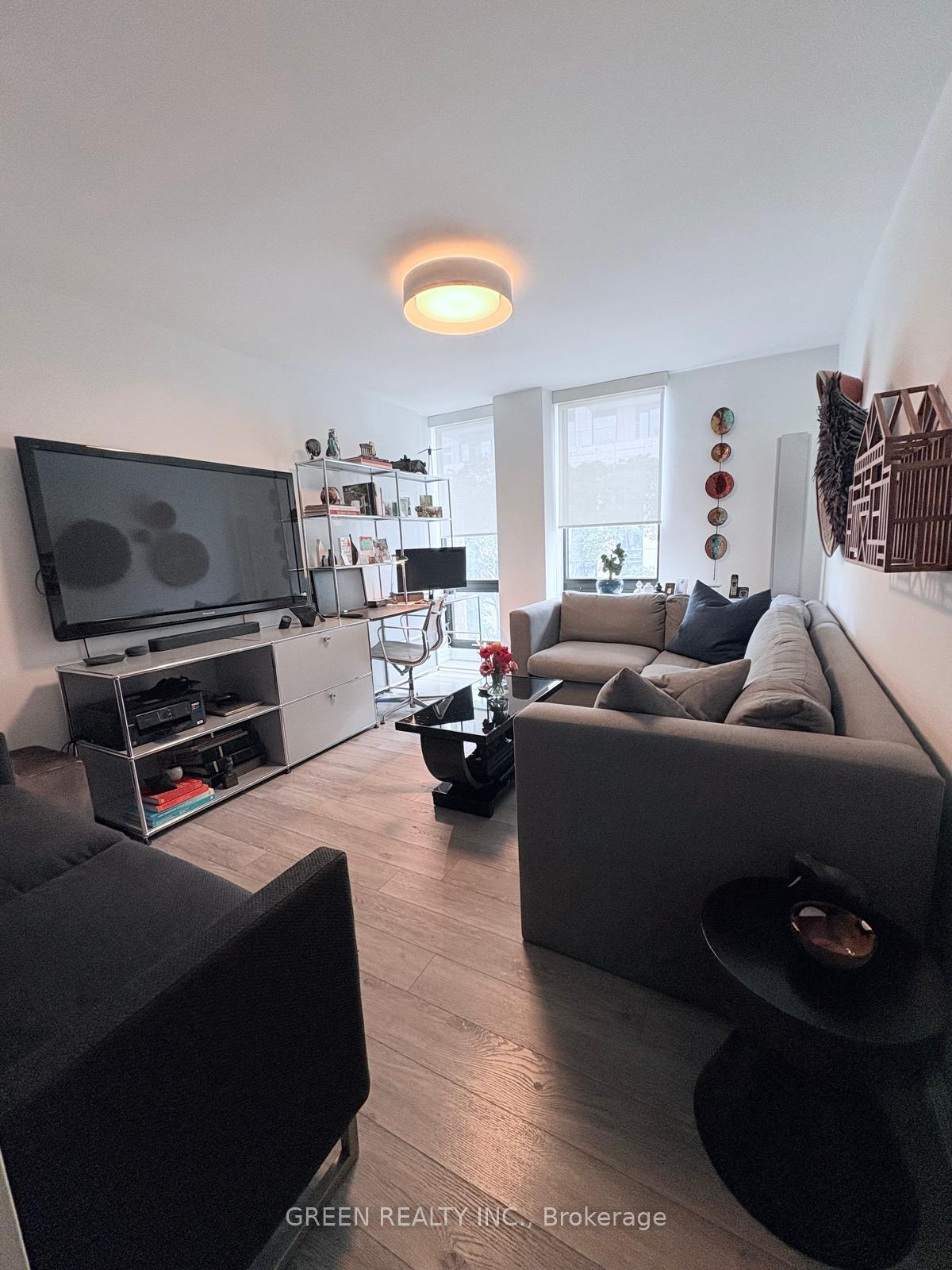 Photo 15 of Unit 502, 70 Montclair Avenue, Toronto, Forest Hill South — HOMEH