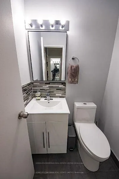 Photo 7 of Unit 260, 16 Elgin Street, Markham, Thornhill — HOMEH