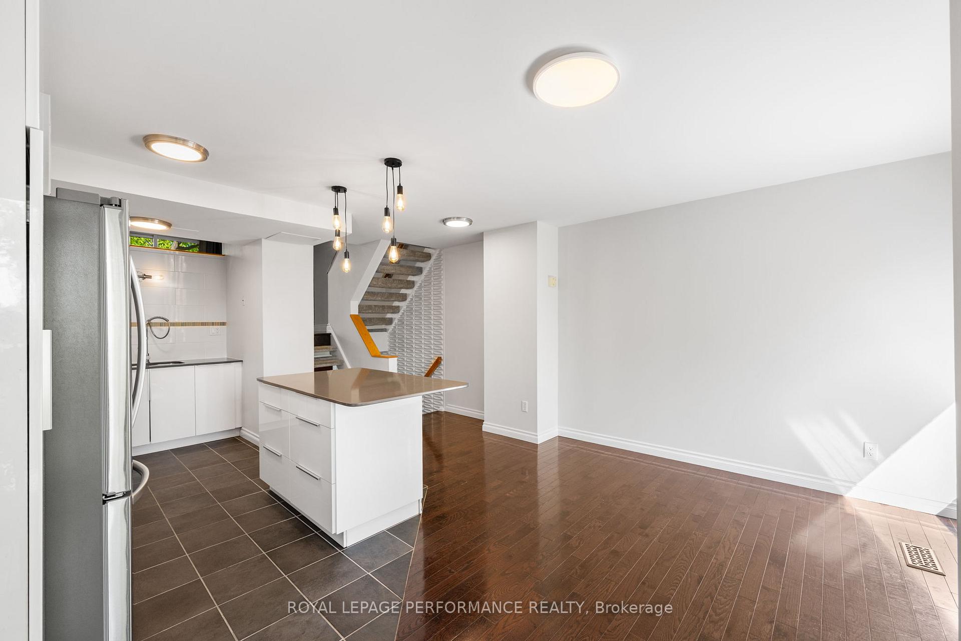 Photo 34 of Unit 3, 60 Greenfield Avenue, Ottawa, Ottawa East — HOMEH