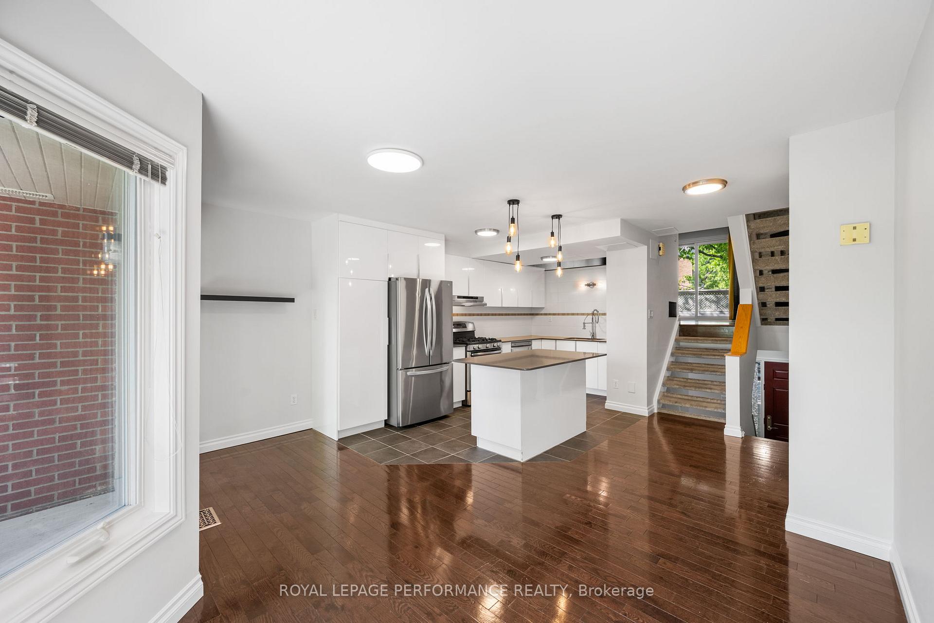 Photo 14 of Unit 3, 60 Greenfield Avenue, Ottawa, Ottawa East — HOMEH