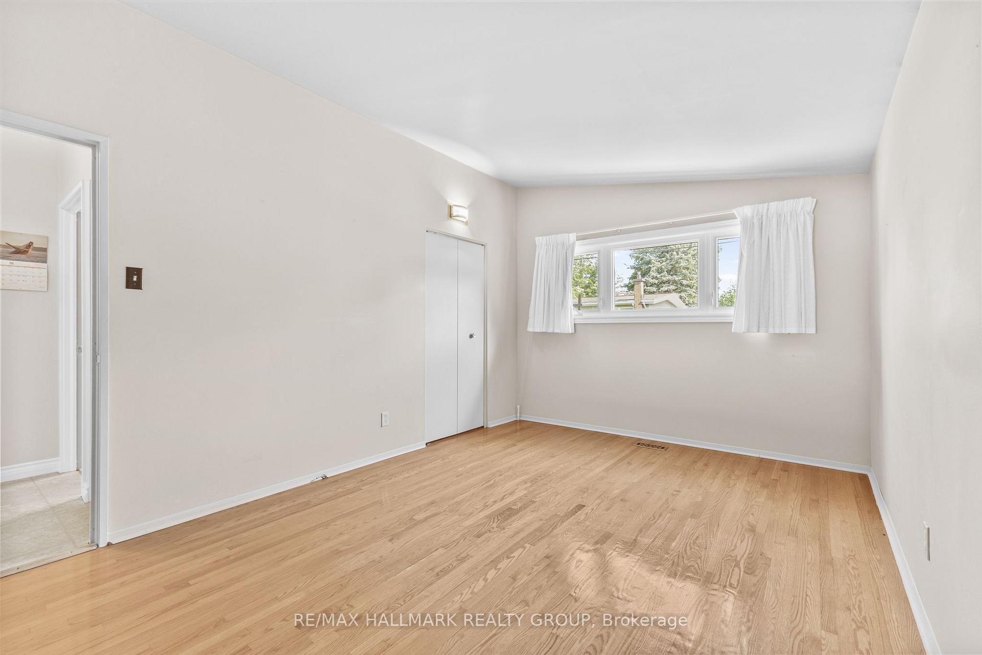 Photo 23 of 2234 Bingham Street, Ottawa, Elmvale Acres/Urbandale — HOMEH