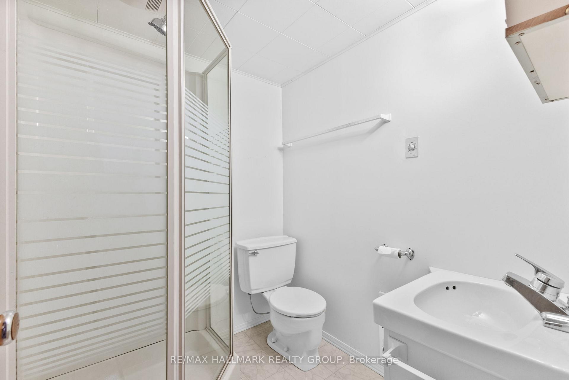 Photo 36 of 2234 Bingham Street, Ottawa, Elmvale Acres/Urbandale — HOMEH