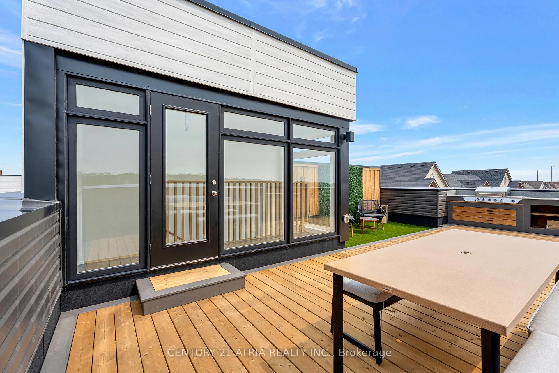 Photo 2 of Unit 3, 188 Angus Drive, Ajax, Central — HOMEH