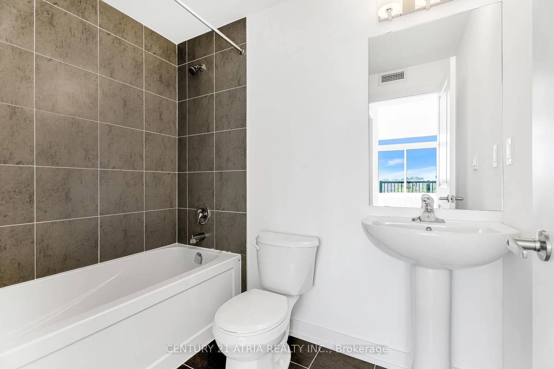 Photo 23 of Unit 3, 188 Angus Drive, Ajax, Central — HOMEH