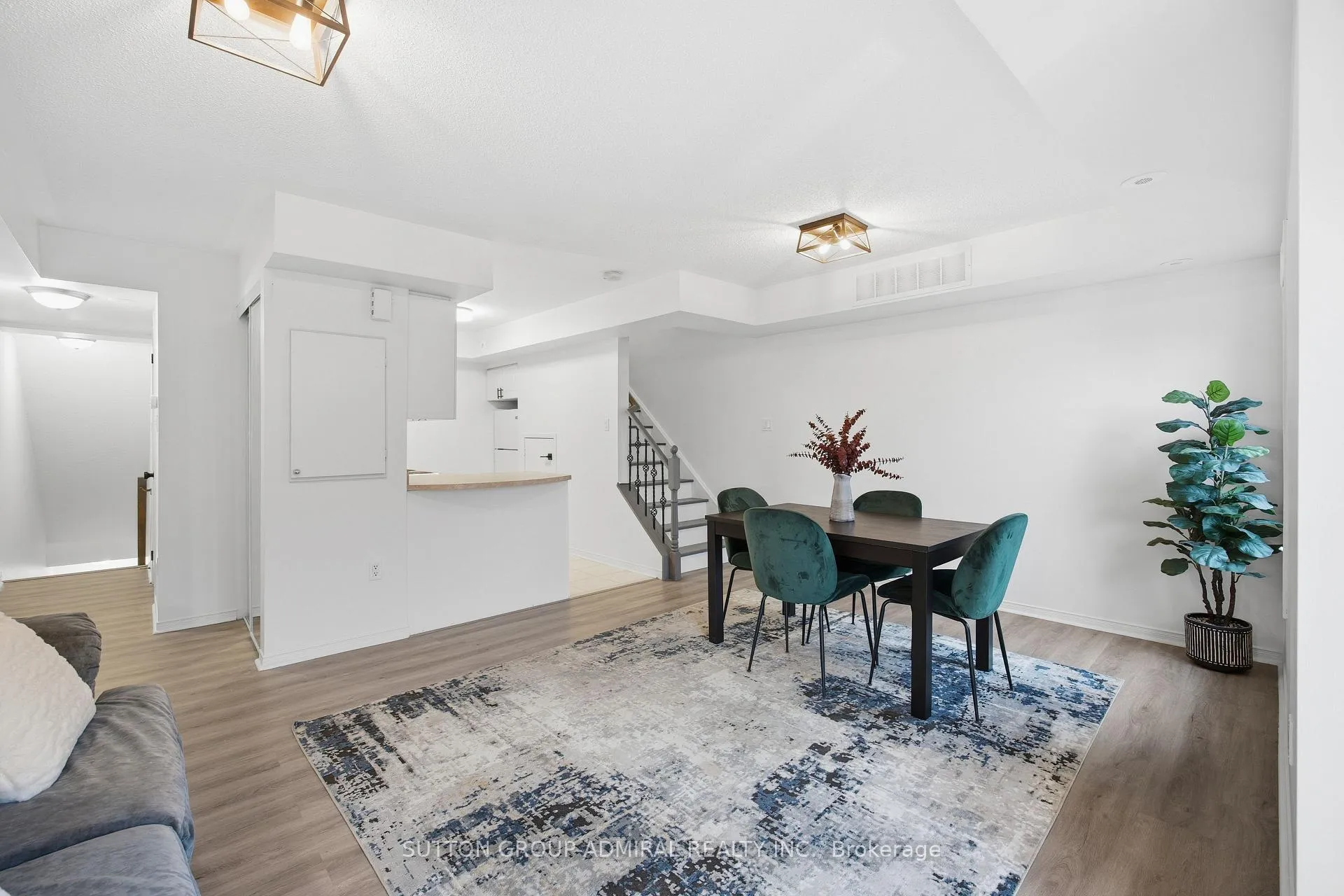 Photo 7 of Unit 216, 308 John Street, Markham, Aileen-Willowbrook — HOMEH