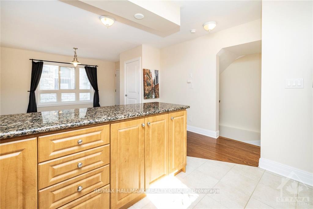 Photo 5 of Unit M3, 345 Bronson Avenue, Ottawa, Ottawa Centre — HOMEH