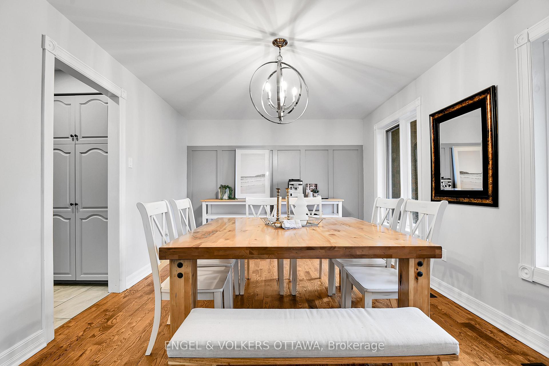 Photo 12 of 102 Delaney Drive, Ottawa, Huntley Ward (South West) — HOMEH