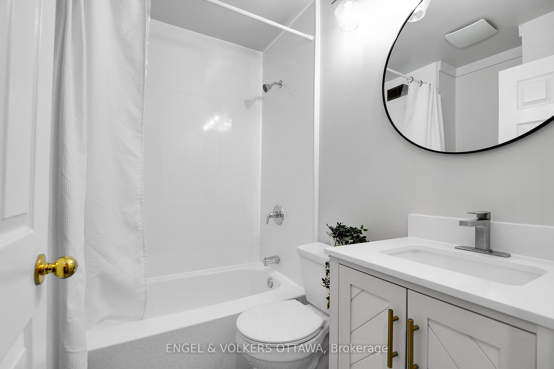 Photo 18 of 102 Delaney Drive, Ottawa, Huntley Ward (South West) — HOMEH