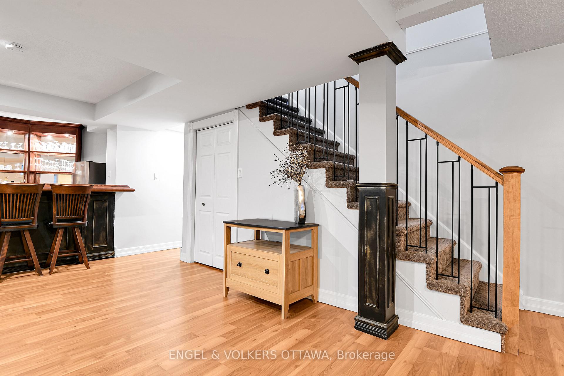 Photo 22 of 102 Delaney Drive, Ottawa, Huntley Ward (South West) — HOMEH