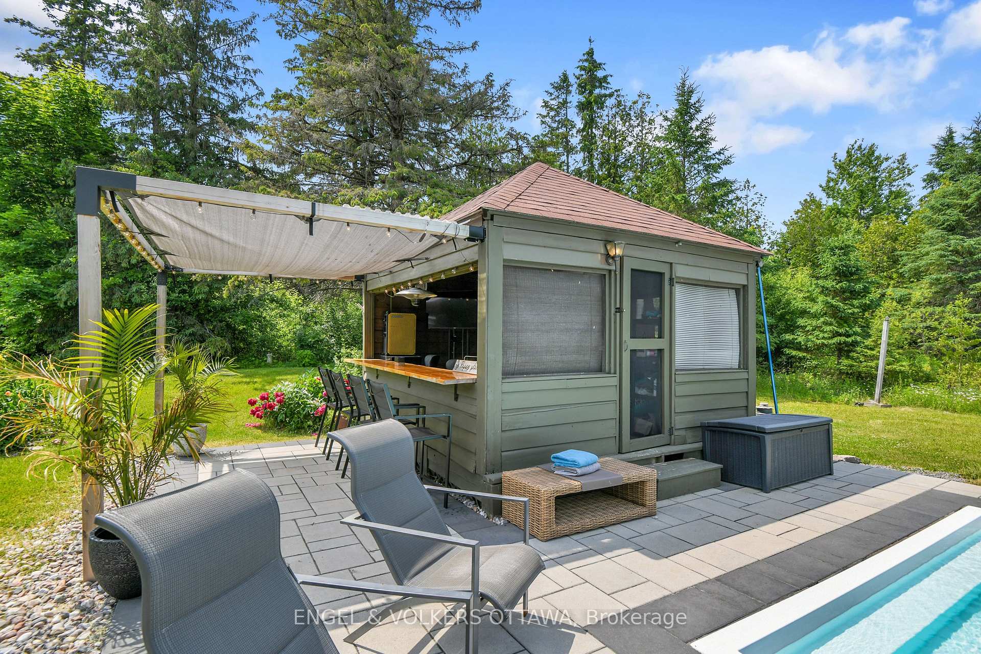 Photo 28 of 102 Delaney Drive, Ottawa, Huntley Ward (South West) — HOMEH