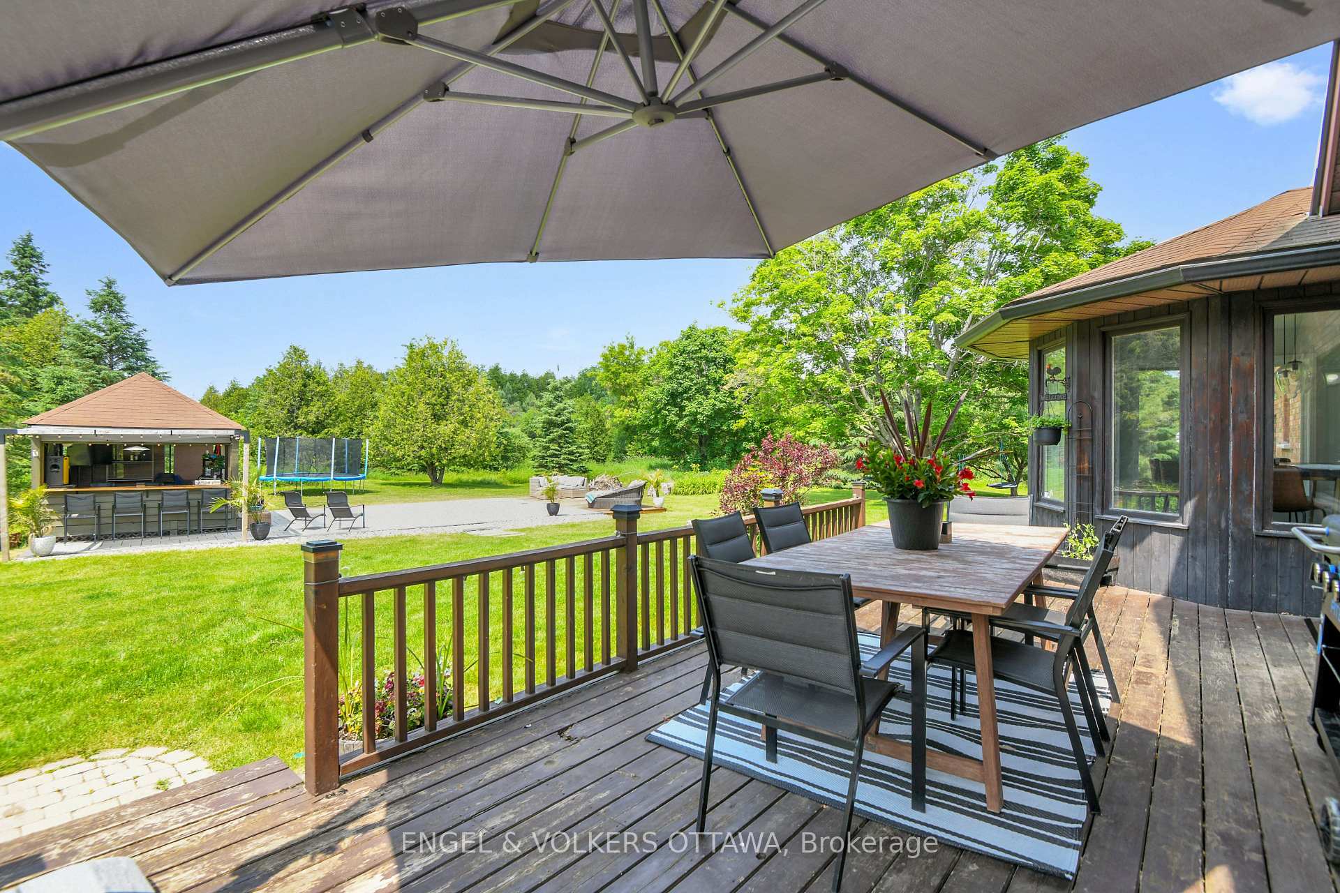 Photo 35 of 102 Delaney Drive, Ottawa, Huntley Ward (South West) — HOMEH