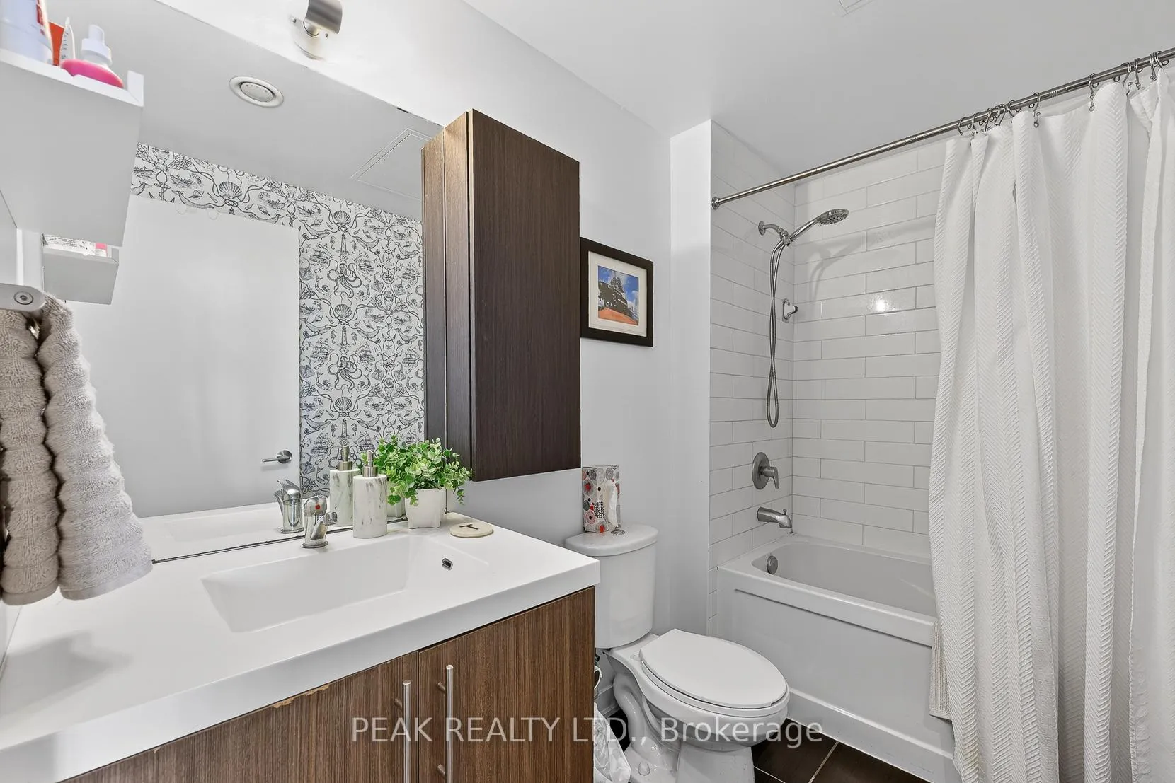 Photo 23 of Unit 1006, 85 Duke Street W, Kitchener — HOMEH