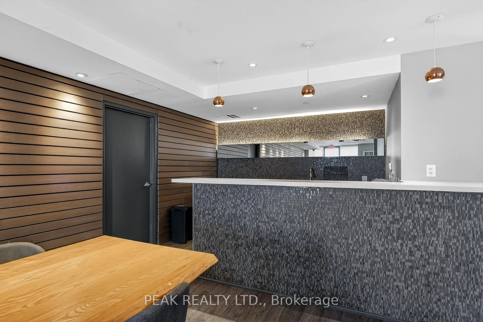 Photo 28 of Unit 1006, 85 Duke Street W, Kitchener — HOMEH