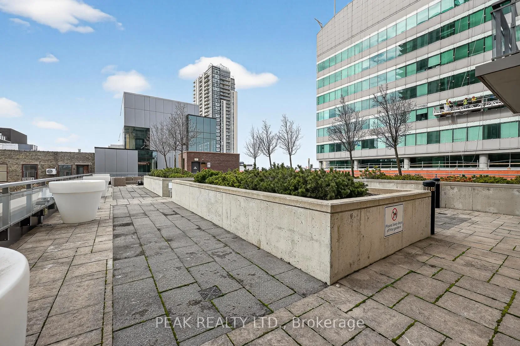 Photo 32 of Unit 1006, 85 Duke Street W, Kitchener — HOMEH