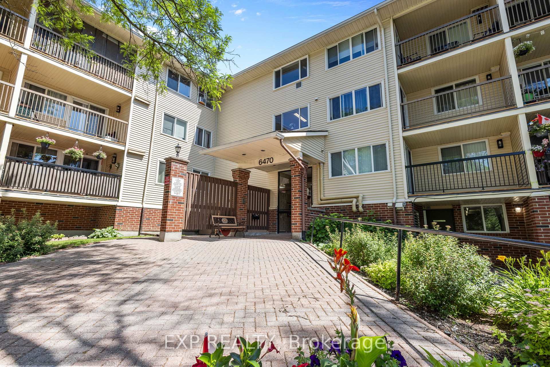 Photo 2 of Unit 106, 6470 Bilberry Drive, Ottawa, Orleans Wood — HOMEH
