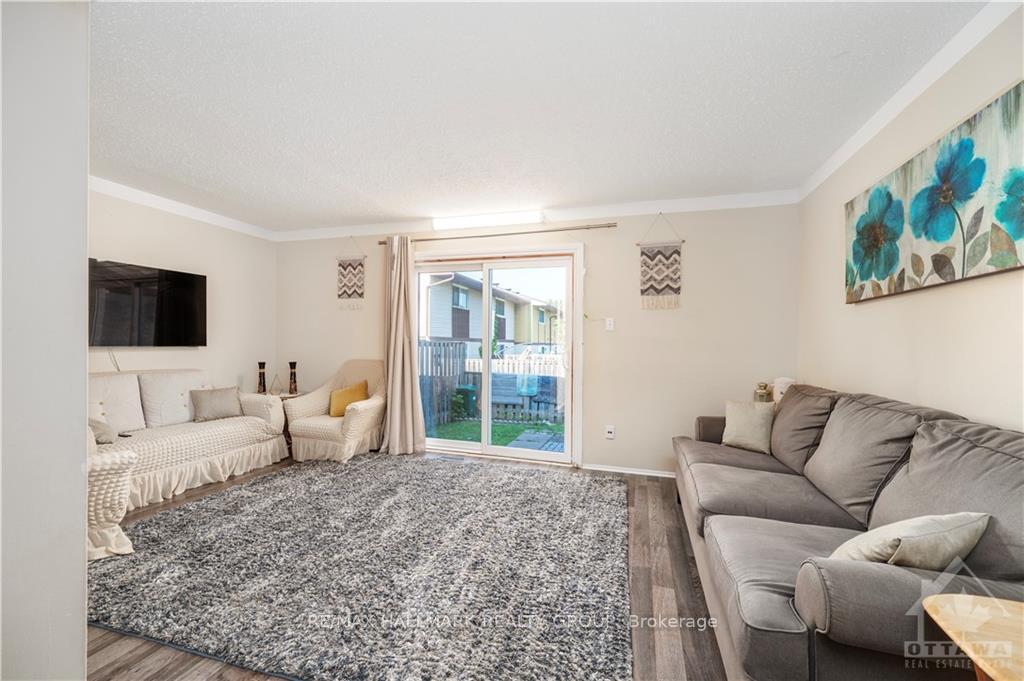 Photo 5 of 2570 Southvale Crescent, Ottawa, Sheffield Glen/Industrial Park — HOMEH