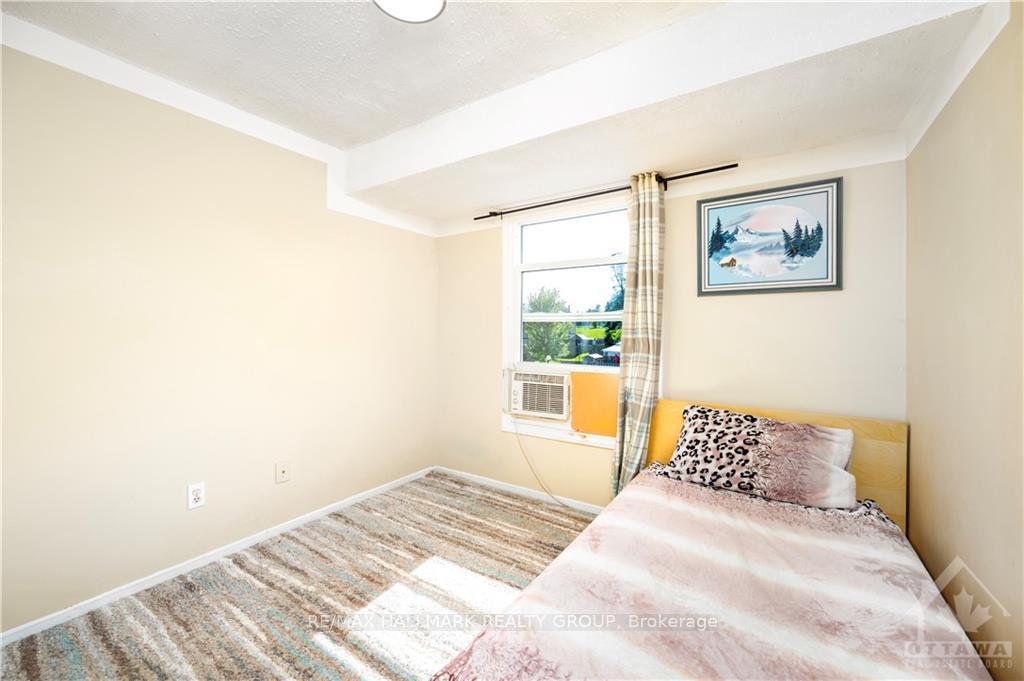 Photo 16 of 2570 Southvale Crescent, Ottawa, Sheffield Glen/Industrial Park — HOMEH