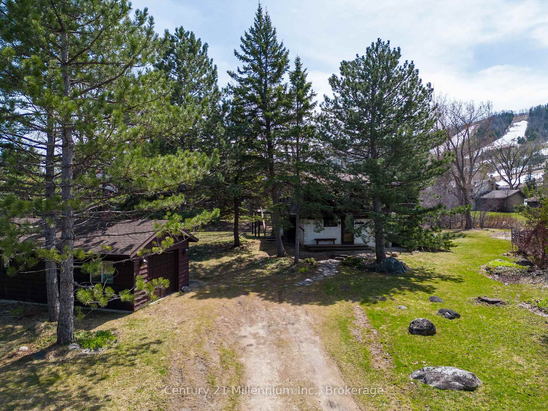 Photo 4 of 117 Craigleith Walk, Blue Mountains — HOMEH