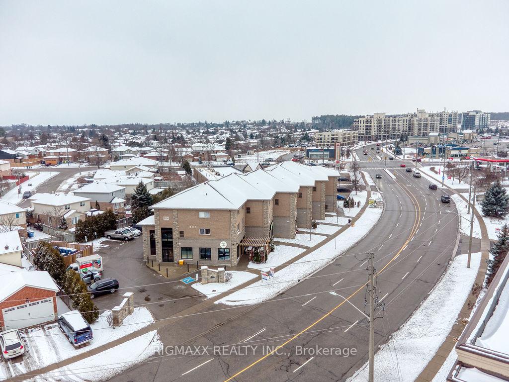 Photo 1 of Unit 211, 904 Paisley Road, Guelph, Willow West/Sugarbush/West Acres — HOMEH