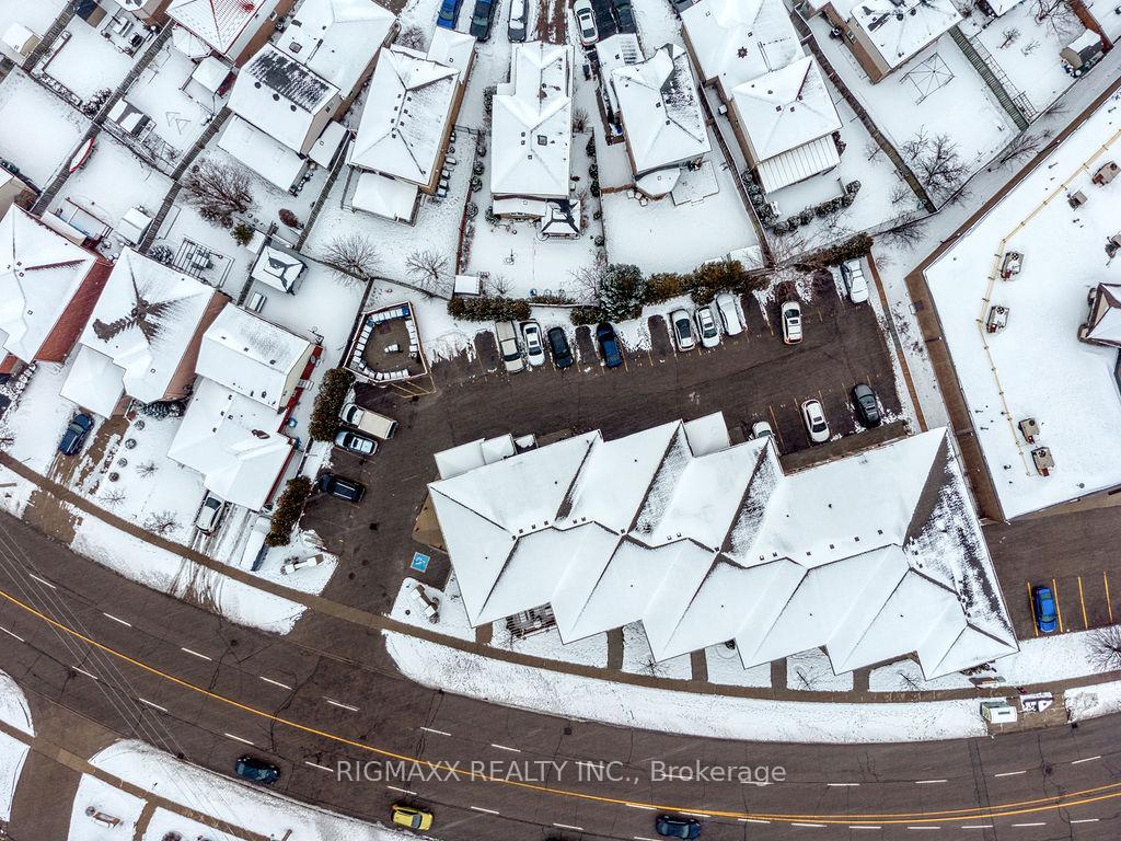 Photo 6 of Unit 211, 904 Paisley Road, Guelph, Willow West/Sugarbush/West Acres — HOMEH