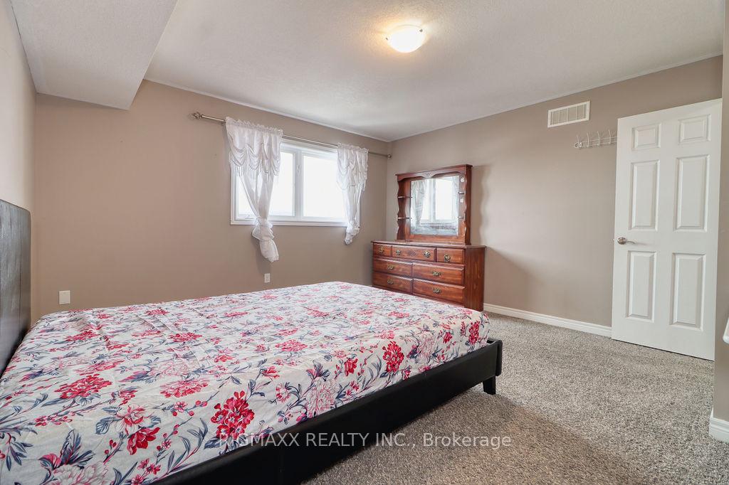 Photo 16 of Unit 211, 904 Paisley Road, Guelph, Willow West/Sugarbush/West Acres — HOMEH