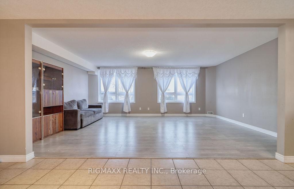 Photo 25 of Unit 211, 904 Paisley Road, Guelph, Willow West/Sugarbush/West Acres — HOMEH
