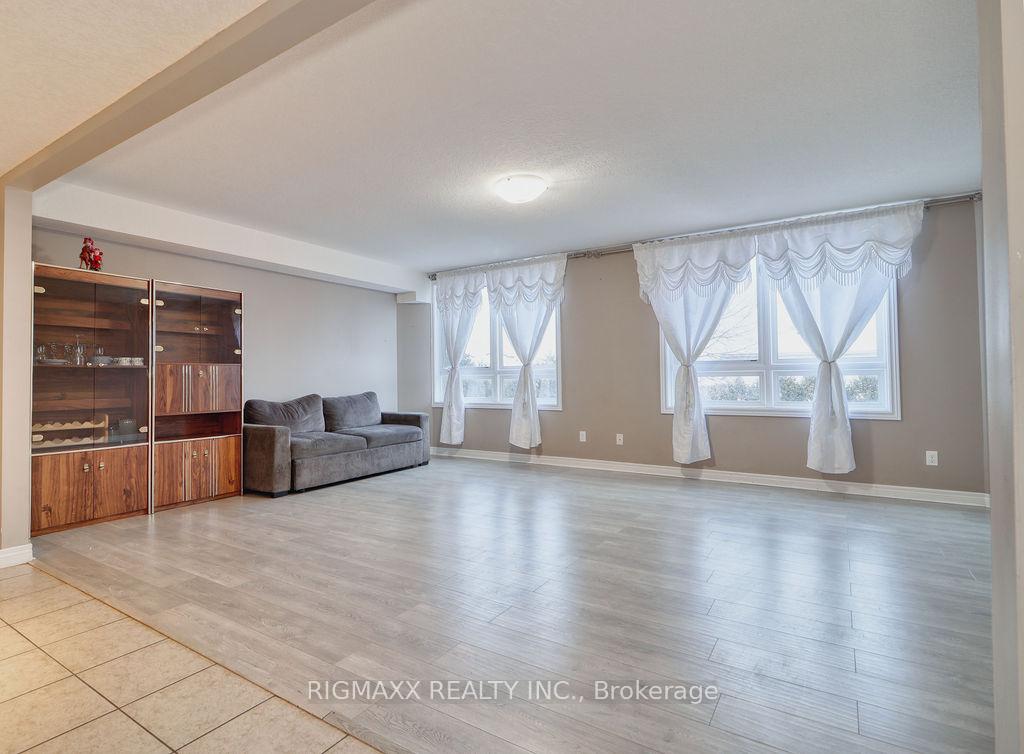 Photo 26 of Unit 211, 904 Paisley Road, Guelph, Willow West/Sugarbush/West Acres — HOMEH