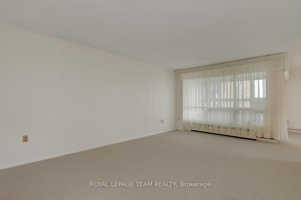 Photo 5 of Unit 601, 1356 Meadowlands Drive E, Ottawa, Borden Farm/Stewart Farm/Carleton Heights/Parkwood Hills — HOMEH