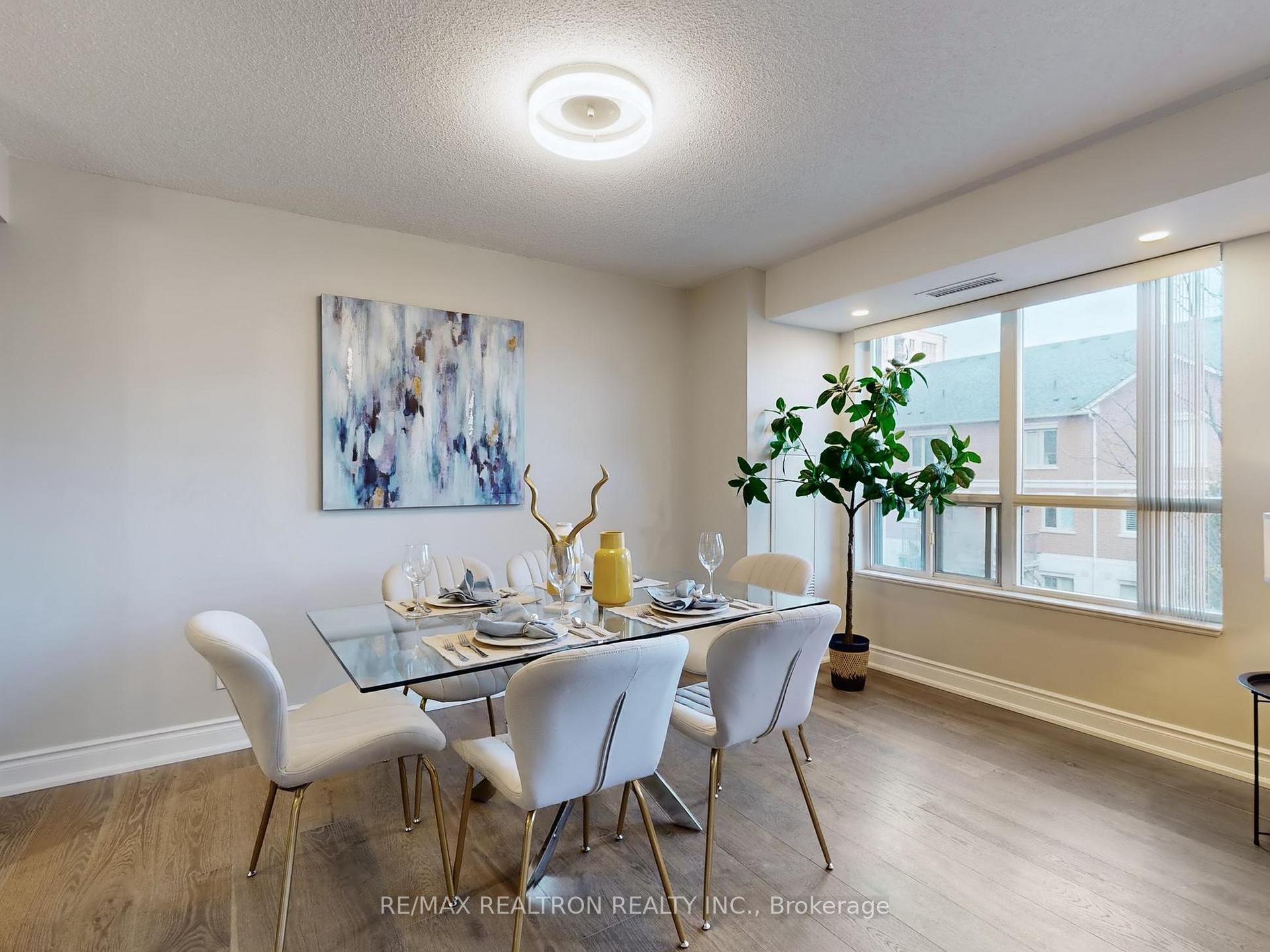 Photo 18 of Unit 306, 37 Galleria Parkway, Markham, Commerce Valley — HOMEH
