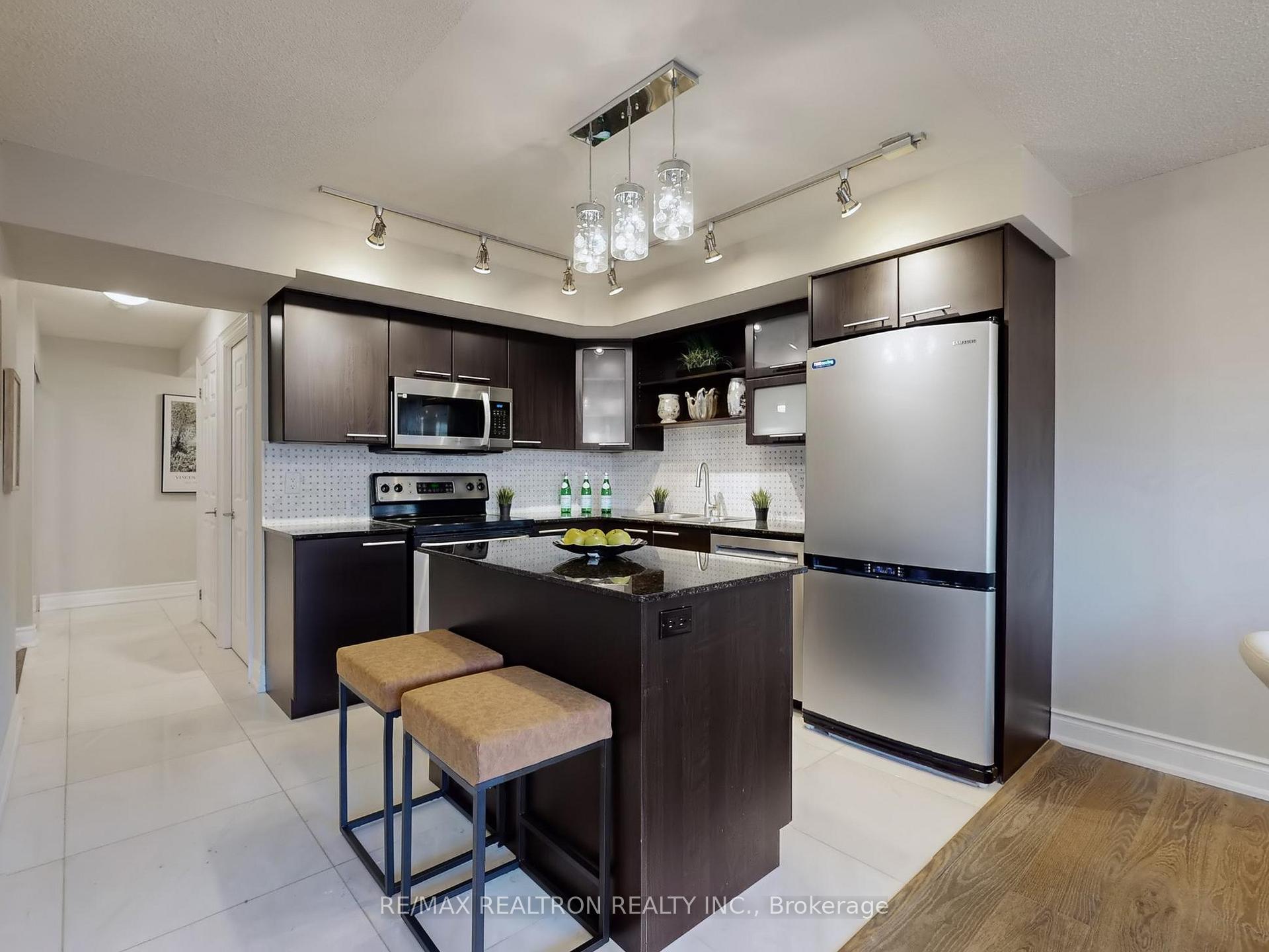Photo 22 of Unit 306, 37 Galleria Parkway, Markham, Commerce Valley — HOMEH
