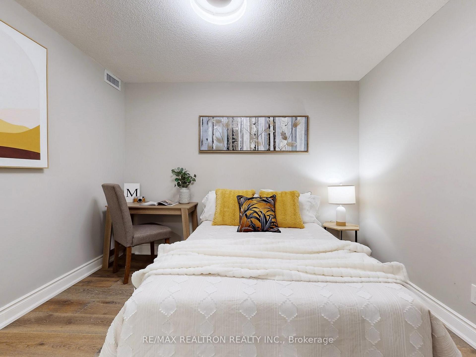Photo 36 of Unit 306, 37 Galleria Parkway, Markham, Commerce Valley — HOMEH