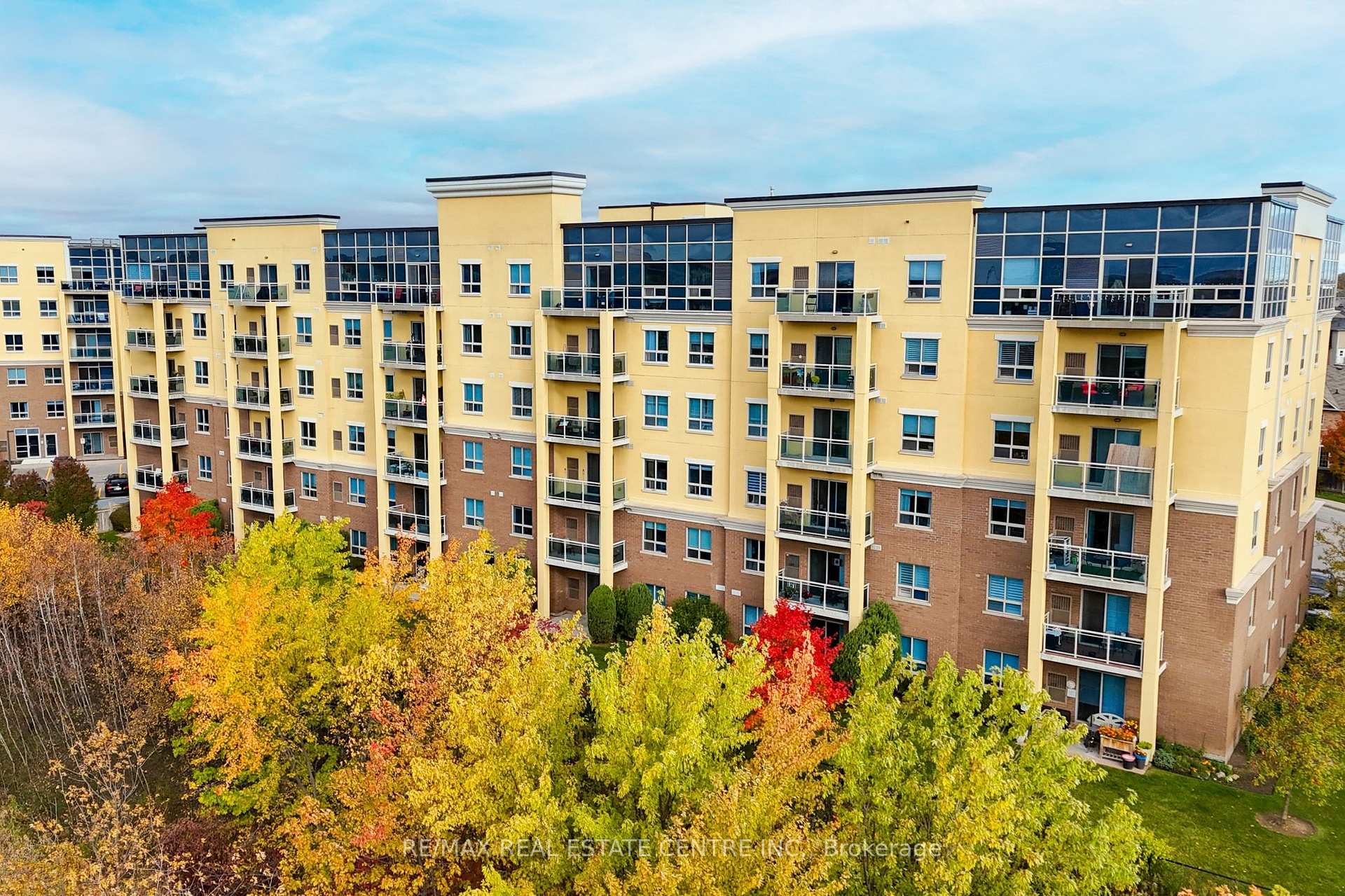 Photo 7 of Unit 305, 1419 Costigan Road, Milton, Clarke — HOMEH