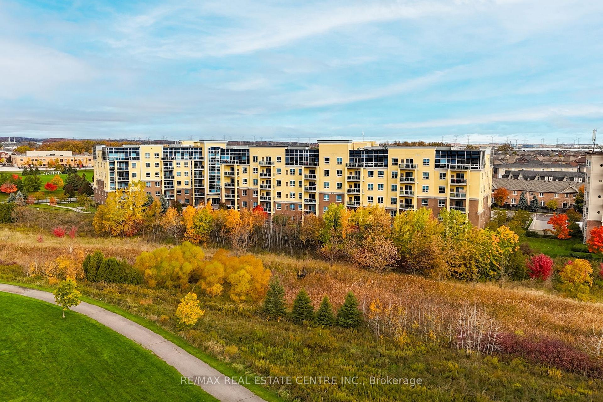 Photo 8 of Unit 305, 1419 Costigan Road, Milton, Clarke — HOMEH