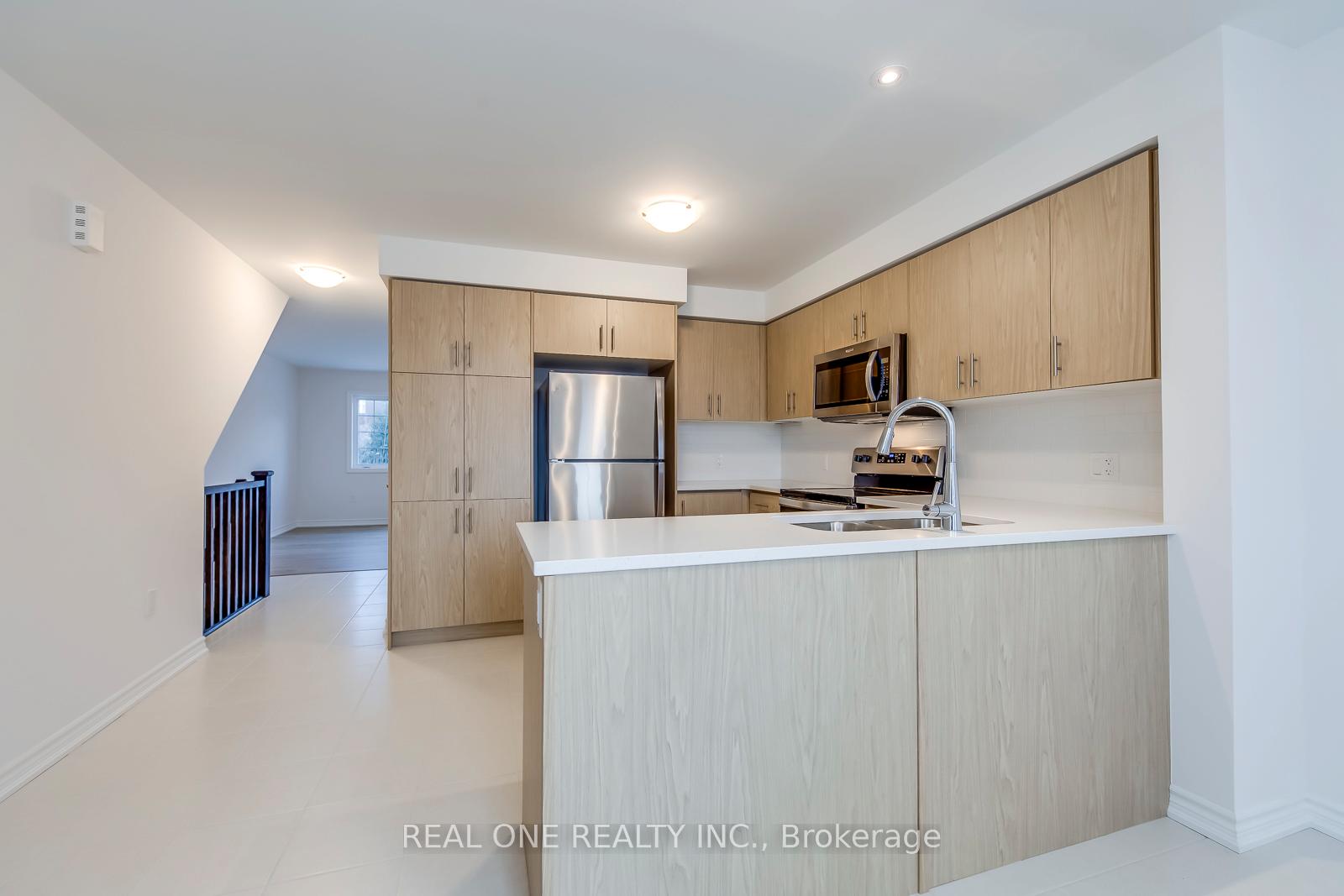 Photo 5 of Unit 25A, 85 Mullin Drive, Guelph, Victoria North — HOMEH
