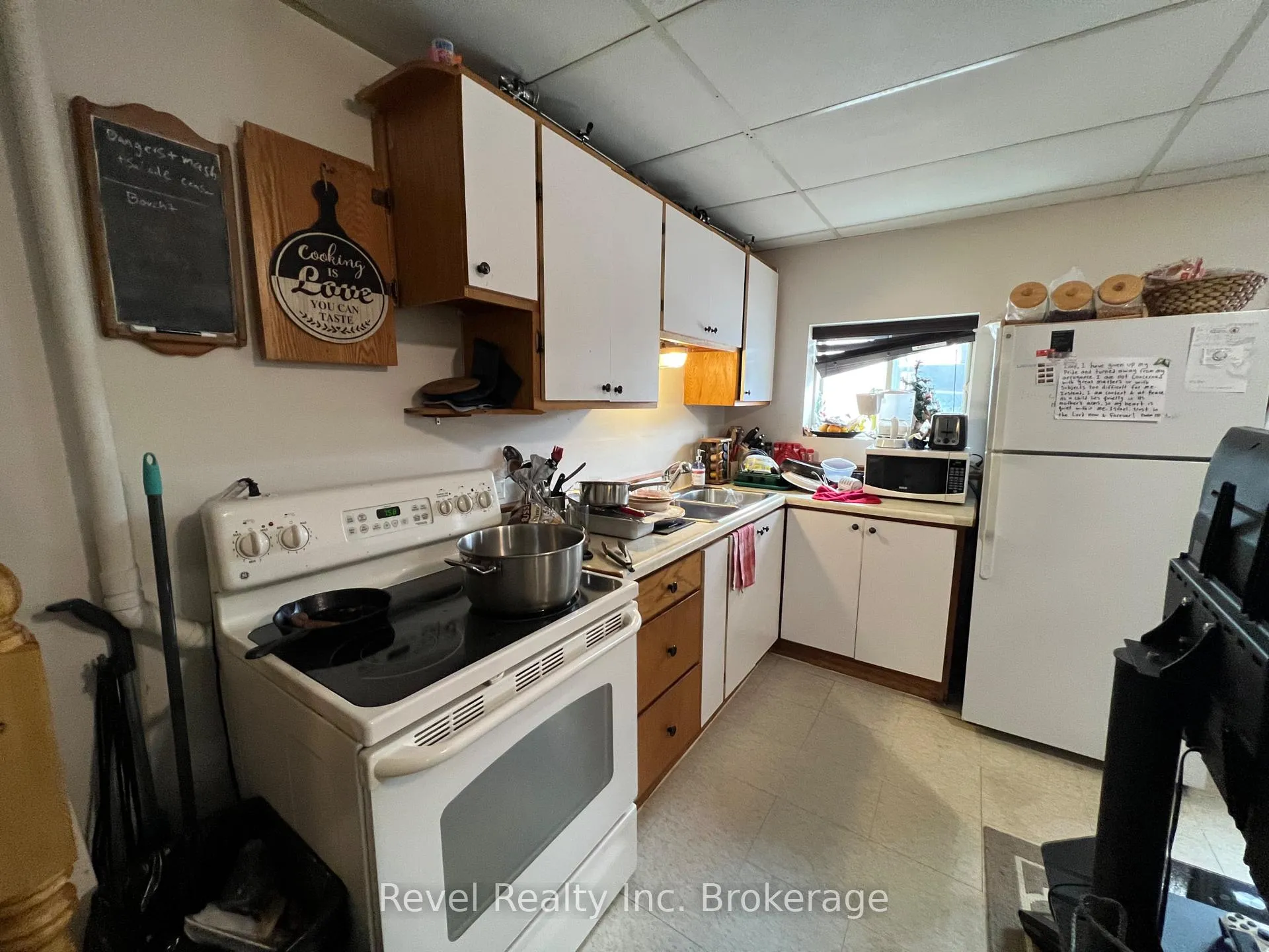 Photo 21 of 310 Main Street, Mattawa — HOMEH