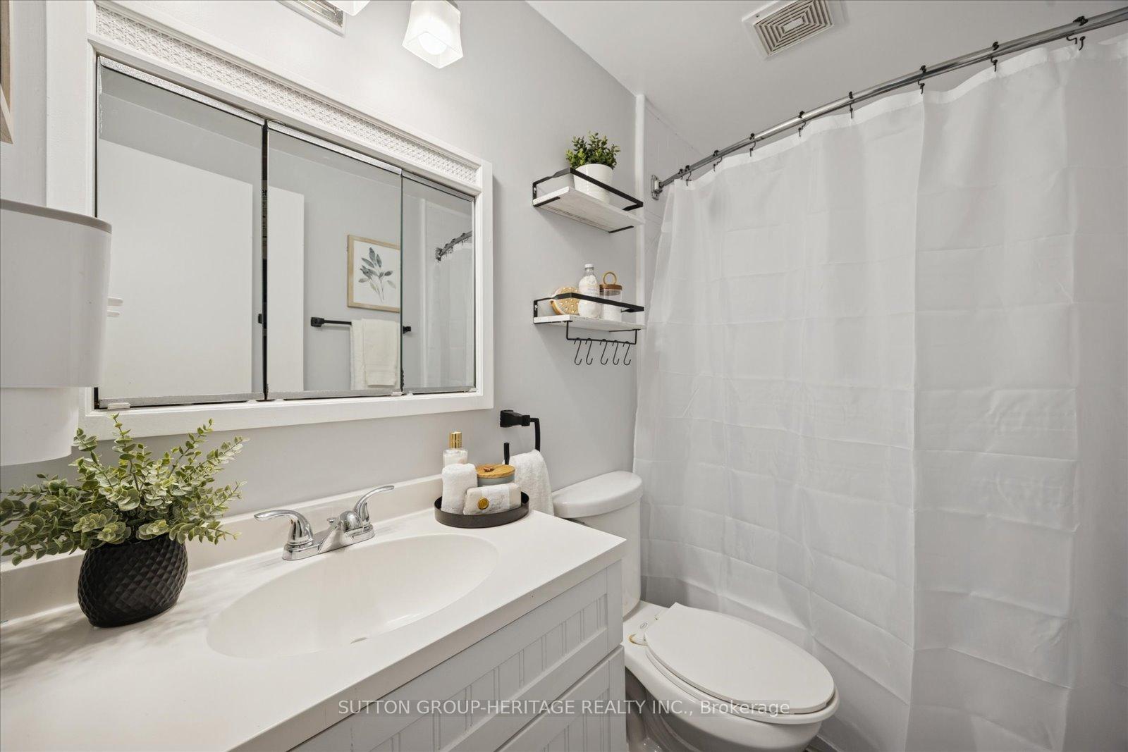 Photo 19 of Unit 11, 221 Ormond Drive, Oshawa, Samac — HOMEH