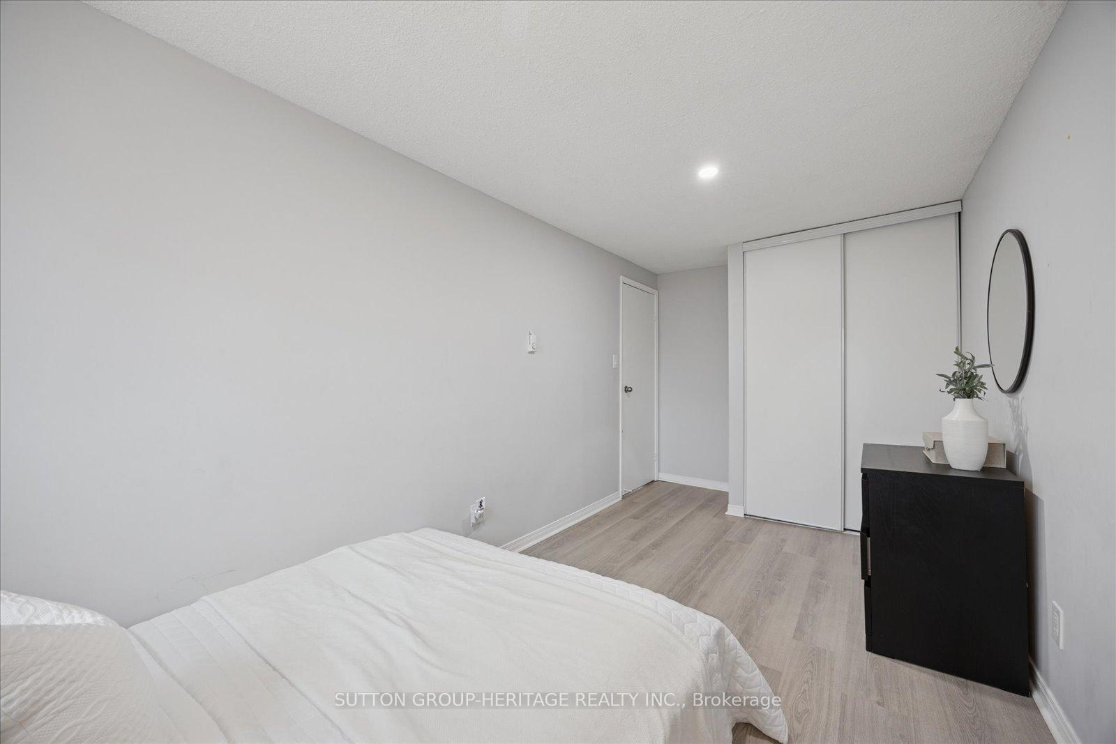 Photo 21 of Unit 11, 221 Ormond Drive, Oshawa, Samac — HOMEH
