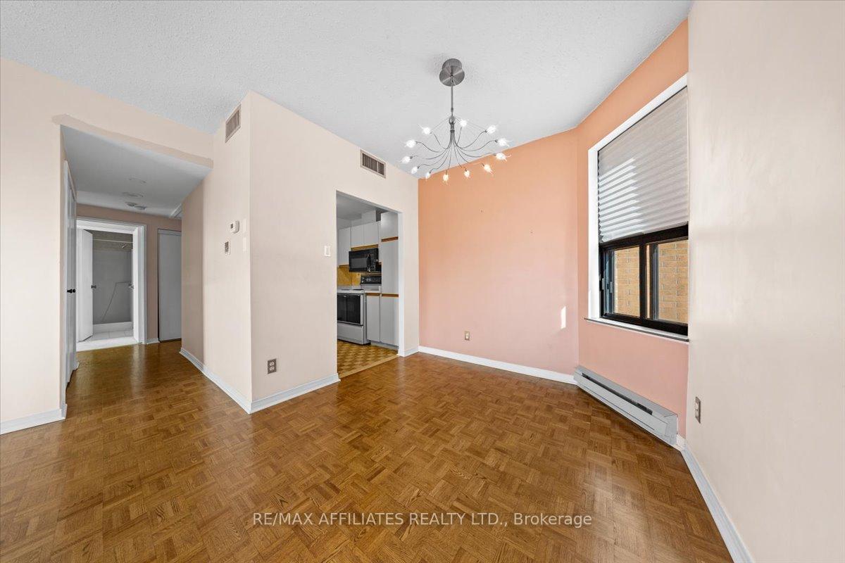 Photo 6 of Unit 601, 556 Laurier Avenue W, Ottawa, Ottawa Centre — HOMEH
