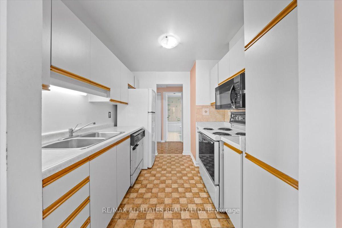 Photo 9 of Unit 601, 556 Laurier Avenue W, Ottawa, Ottawa Centre — HOMEH
