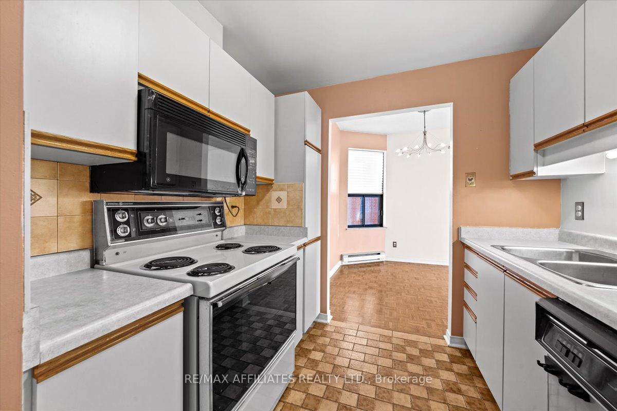 Photo 11 of Unit 601, 556 Laurier Avenue W, Ottawa, Ottawa Centre — HOMEH