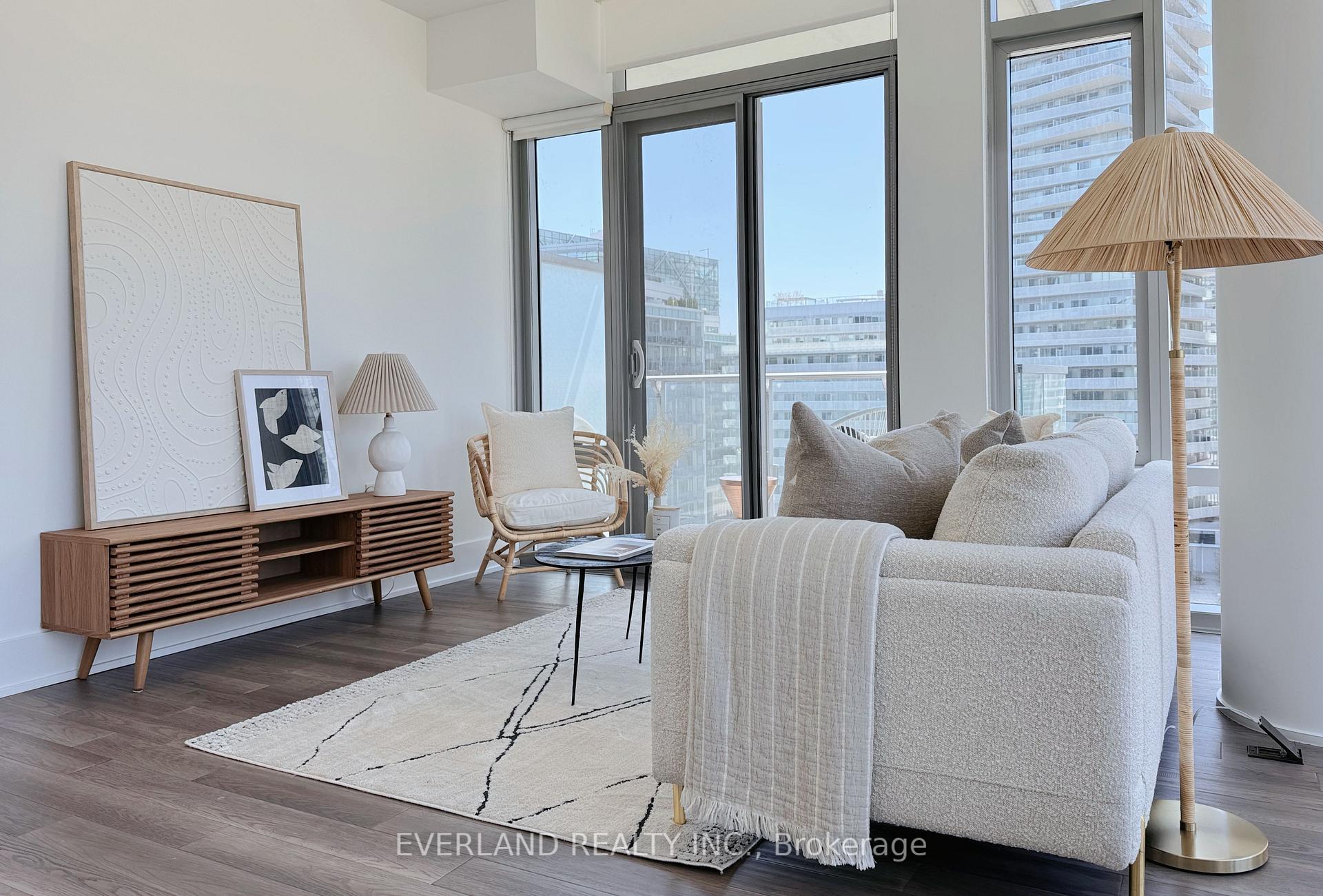 Photo 3 of Unit 840, 39 Queens Quay E, Toronto, Waterfront Communities — HOMEH