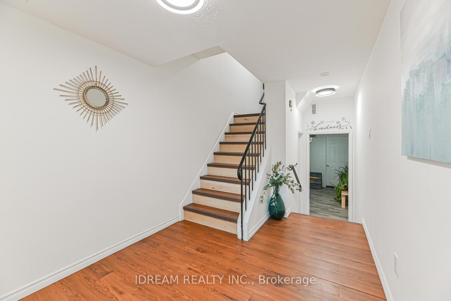 Photo 6 of 16 Priscilla Lane, Hamilton, Riverdale — HOMEH