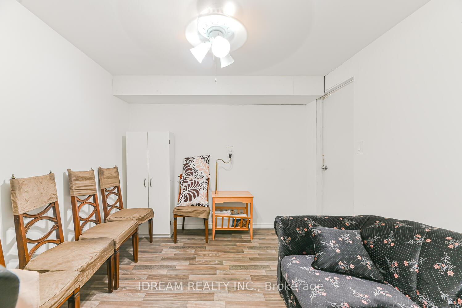 Photo 9 of 16 Priscilla Lane, Hamilton, Riverdale — HOMEH