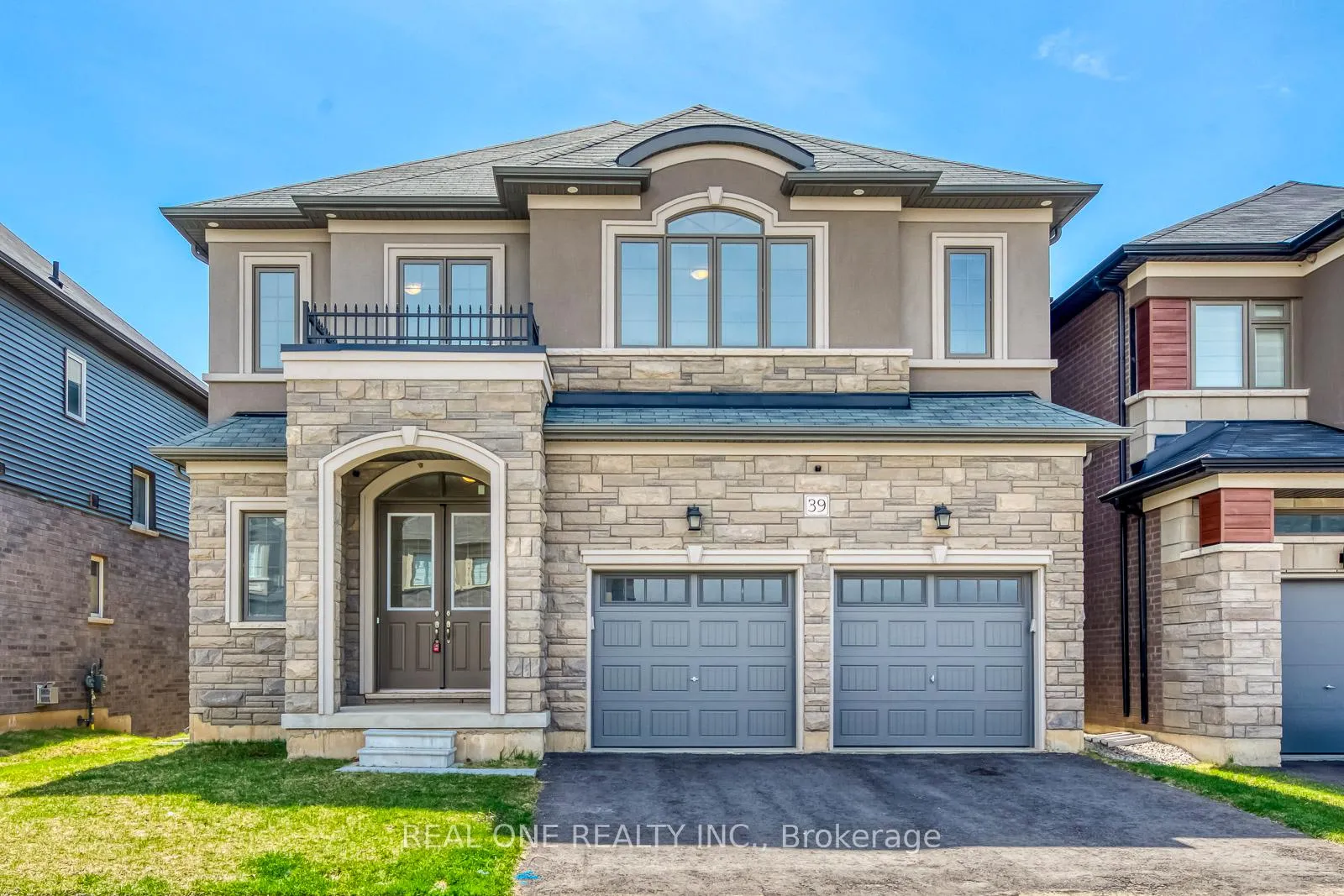 Photo 1 of 39 Stauffer Road, Brantford — HOMEH