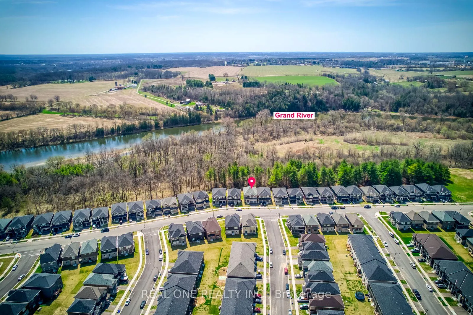 Photo 3 of 39 Stauffer Road, Brantford — HOMEH